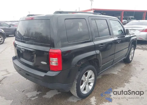 2012 Jeep Patriot Latitude z USA, uszkodzony, nr VIN 1C4NJPFB2CD677164